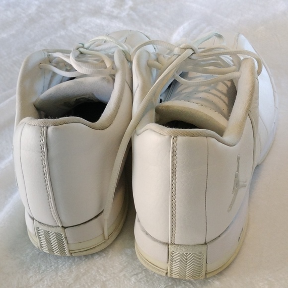 Air Jordan TE2 size 12 main image 6